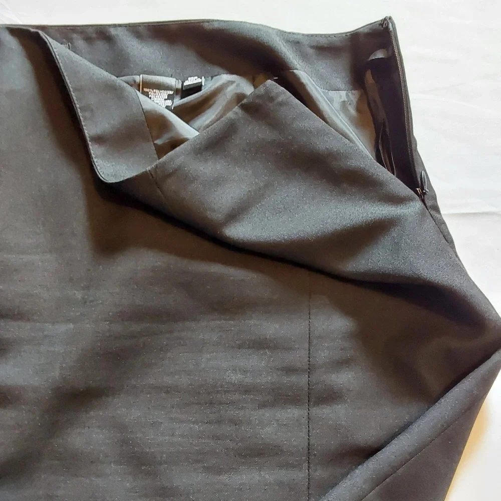 Le Suit Separates Pencil‎ Skirt Womens Size 10P Black Lined Zipper Stretch Poly